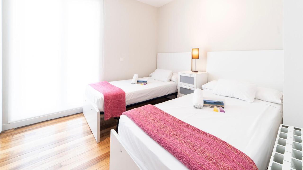 Concha Beach Apartment - Sshousing ซานเซบาสเตียน ภายนอก รูปภาพ